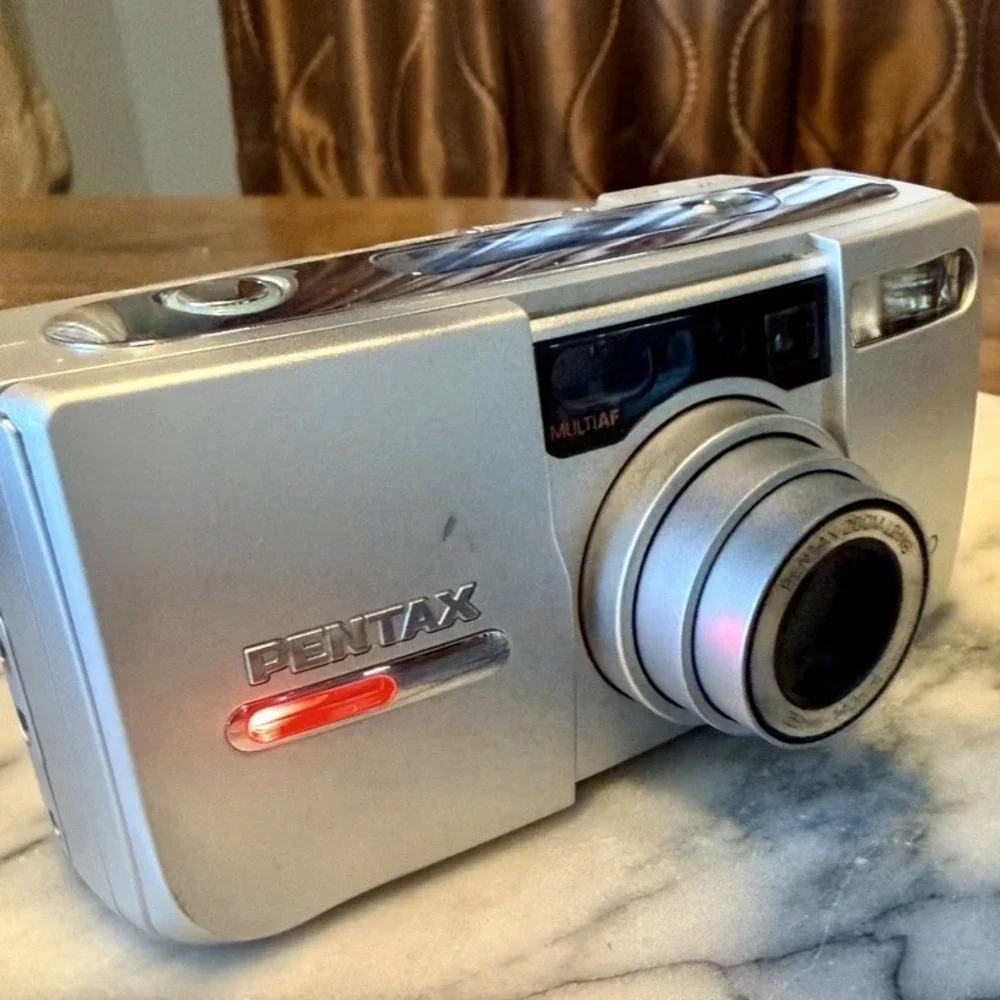VTG Pentax Espio 140V 35mm Point & Shoot Film Camera 38-140mm Zoom Japan TESTED!